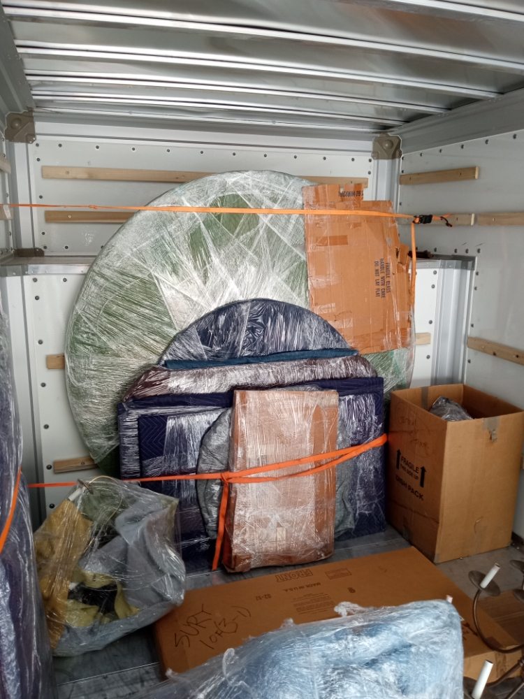 Photo of Bustin Moving