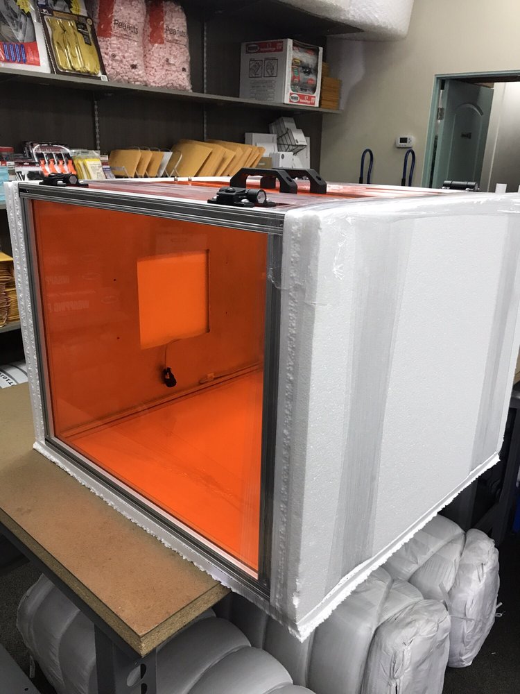 Photo of Shipping Outlet