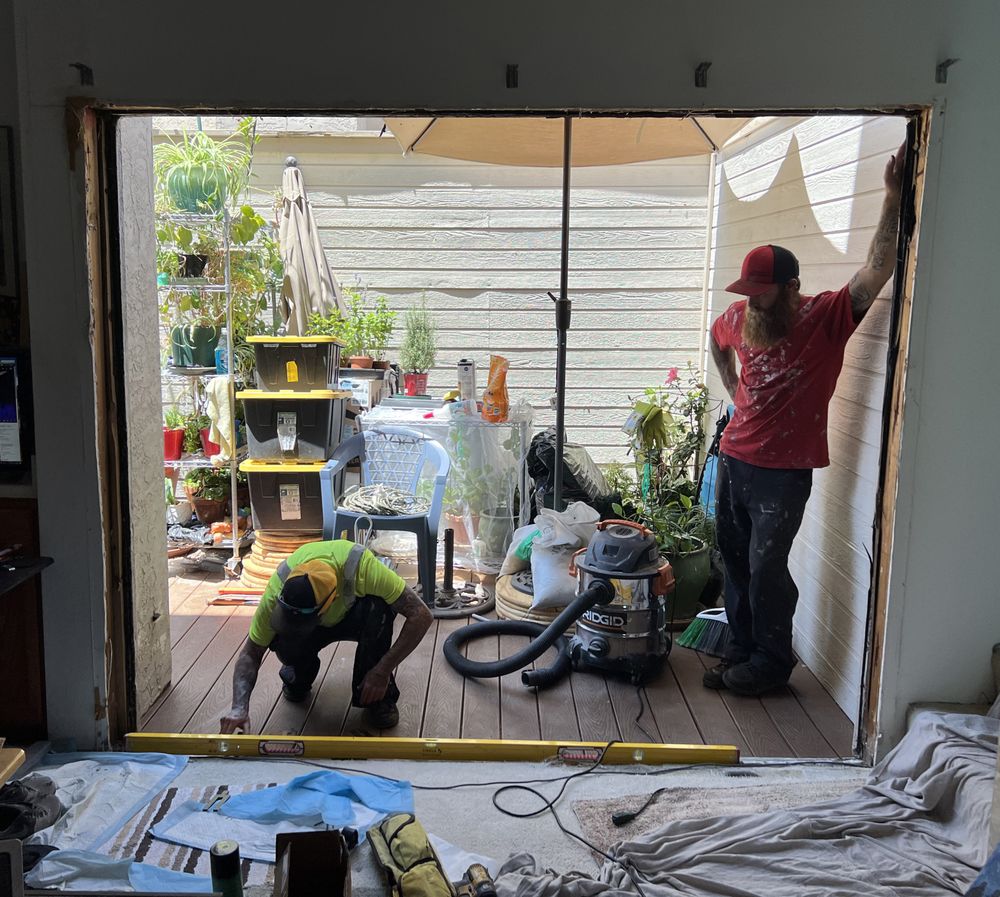 Photo of Advanced Window