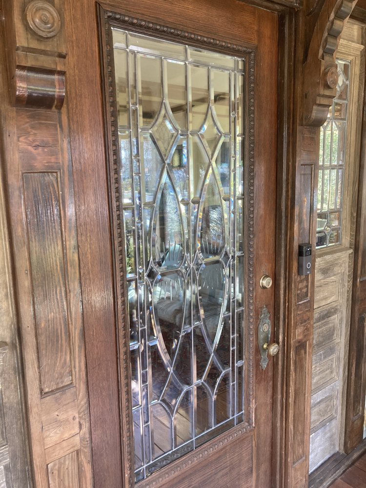 Photo of Daylight Stained Glass & Repair