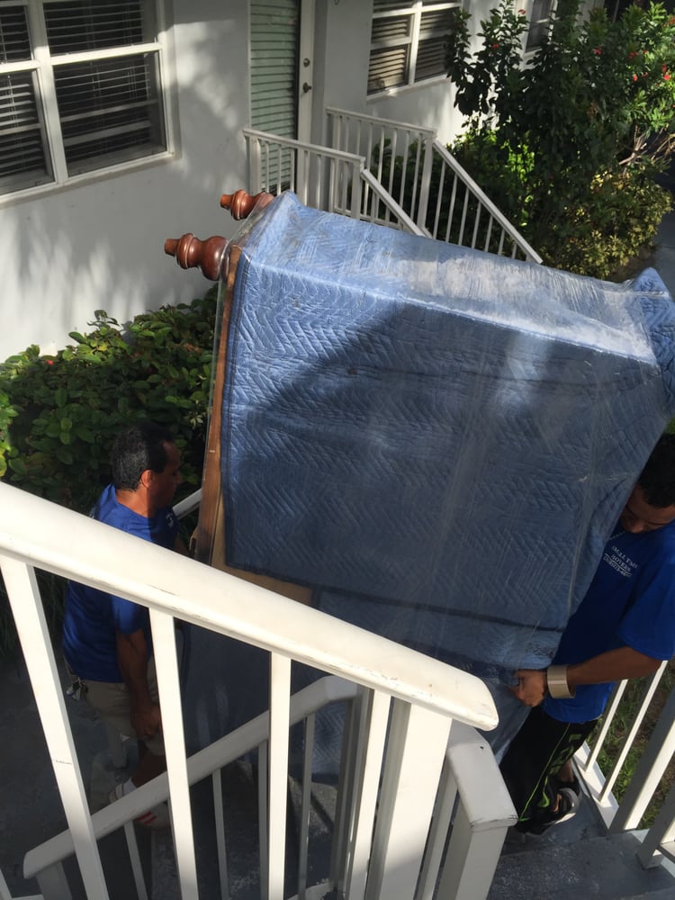 Photo of Small Time Movers