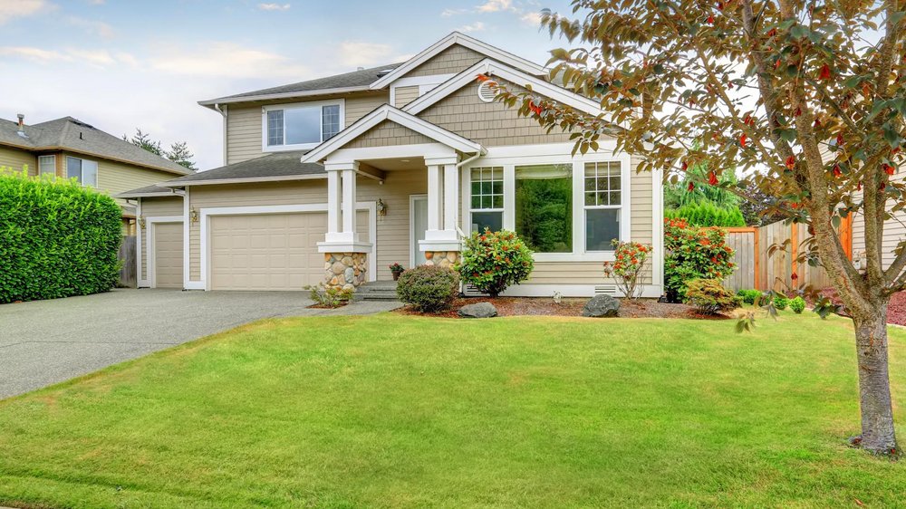 Photo of Tripp Butusov | Charles Rutenberg Realty
