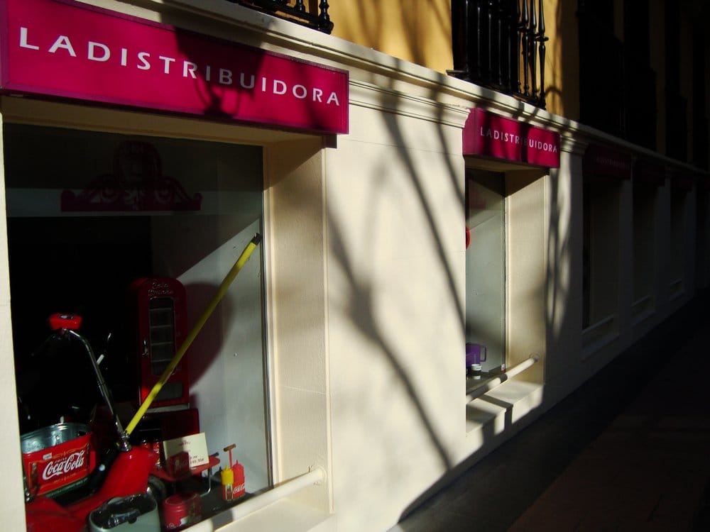 Photo of La Distribuidora