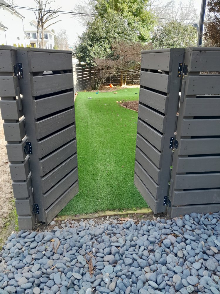 Photo of Her Fencing