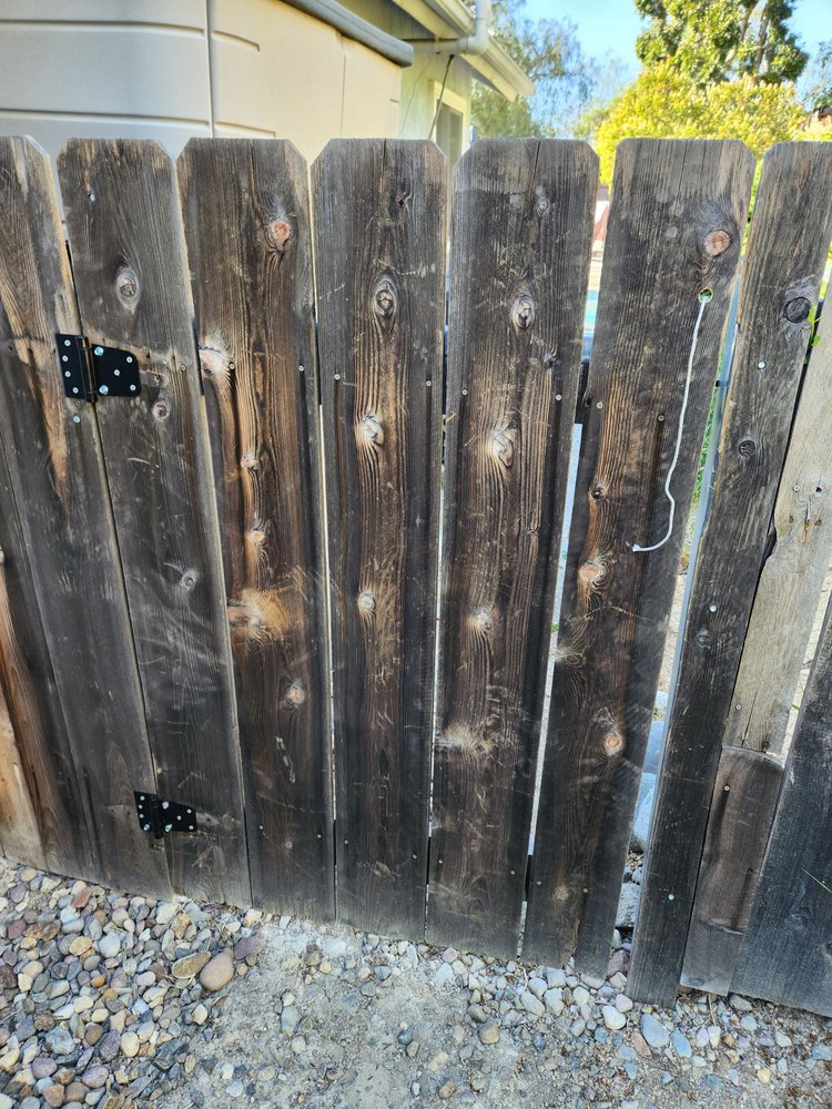 Photo of A's Pro Build Fencing