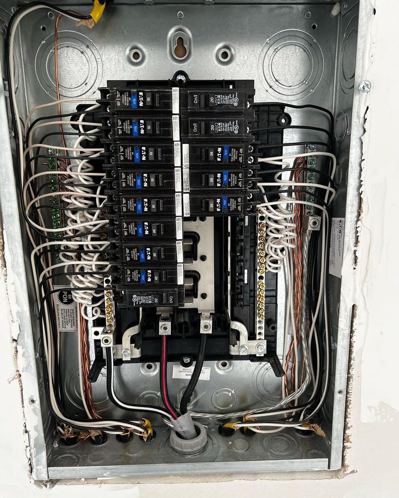 Photo of Rune Emergency Electrician