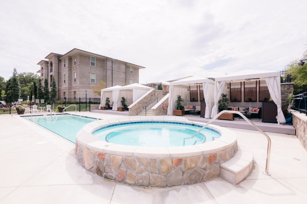 Photo of The Villa at River Pointe Drive