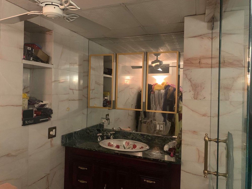 Photo of Ashland Glass & Mirror Design