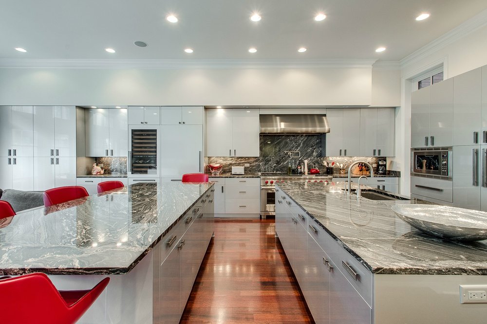 Photo of Chicago Luxury Apartments