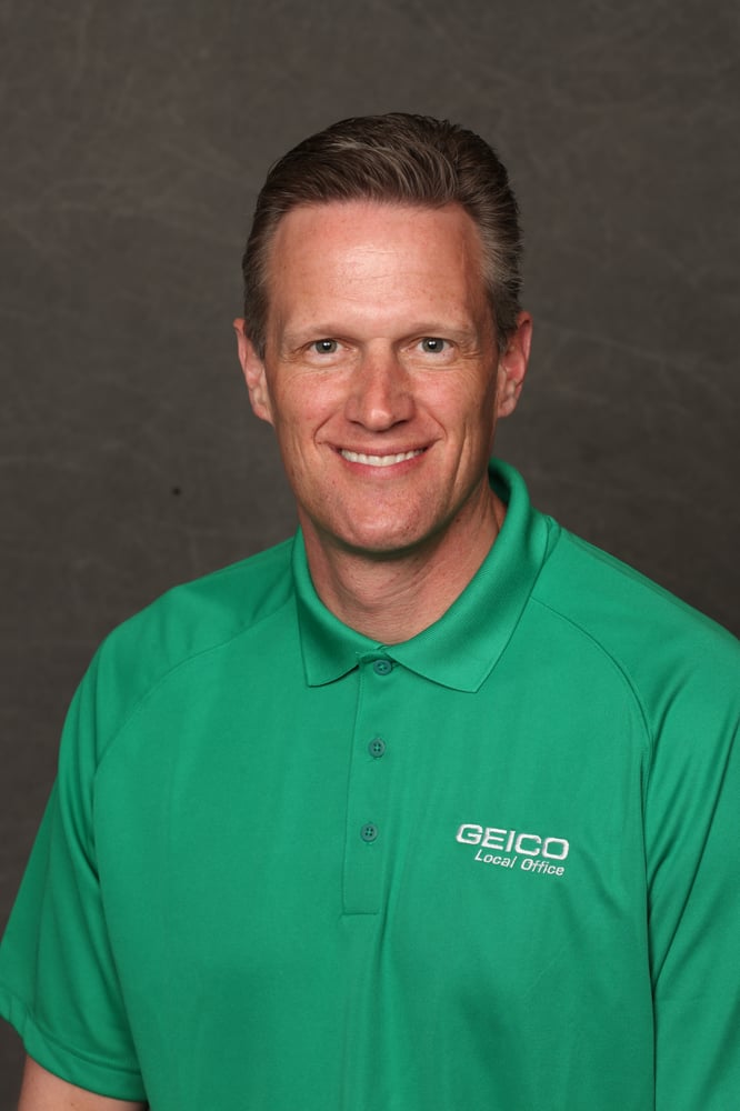 Photo of GEICO Insurance Agent