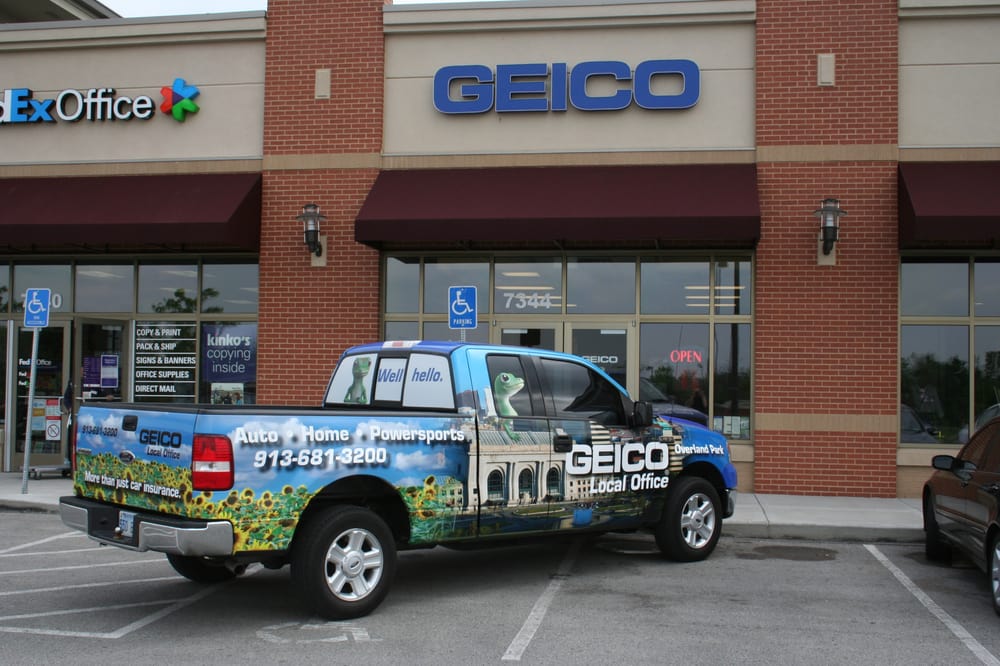 Photo of GEICO Insurance Agent