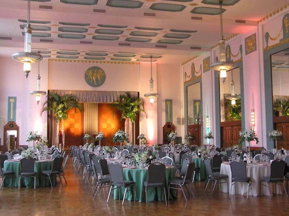 Photo of Meinders Hall of Mirrors