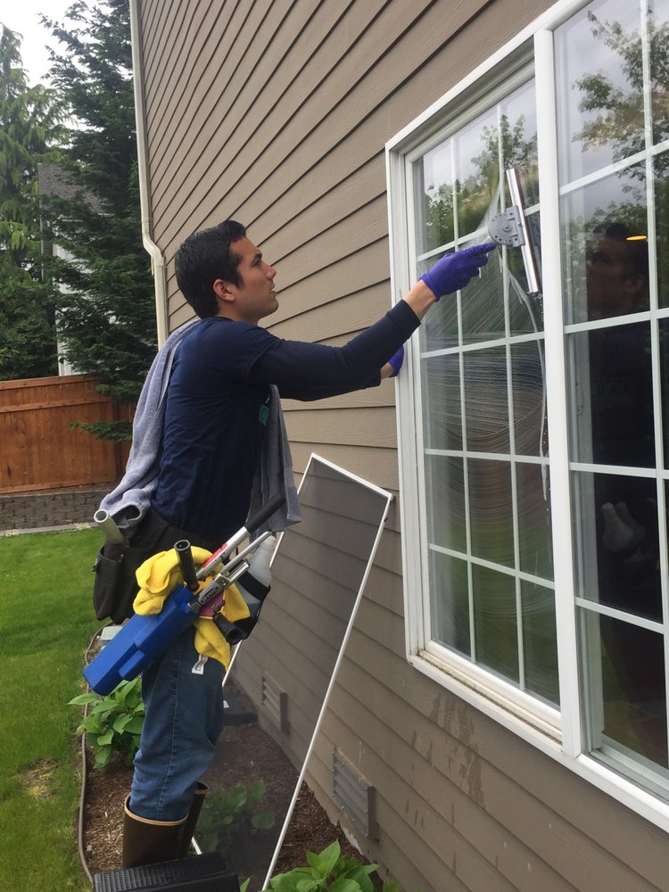 Photo of AA Window and Gutter Cleaning