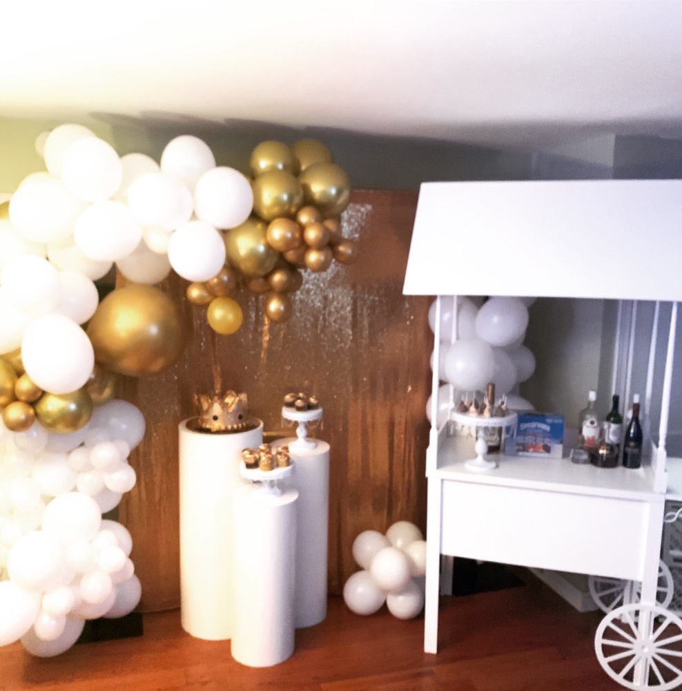 Photo of Queens Decor