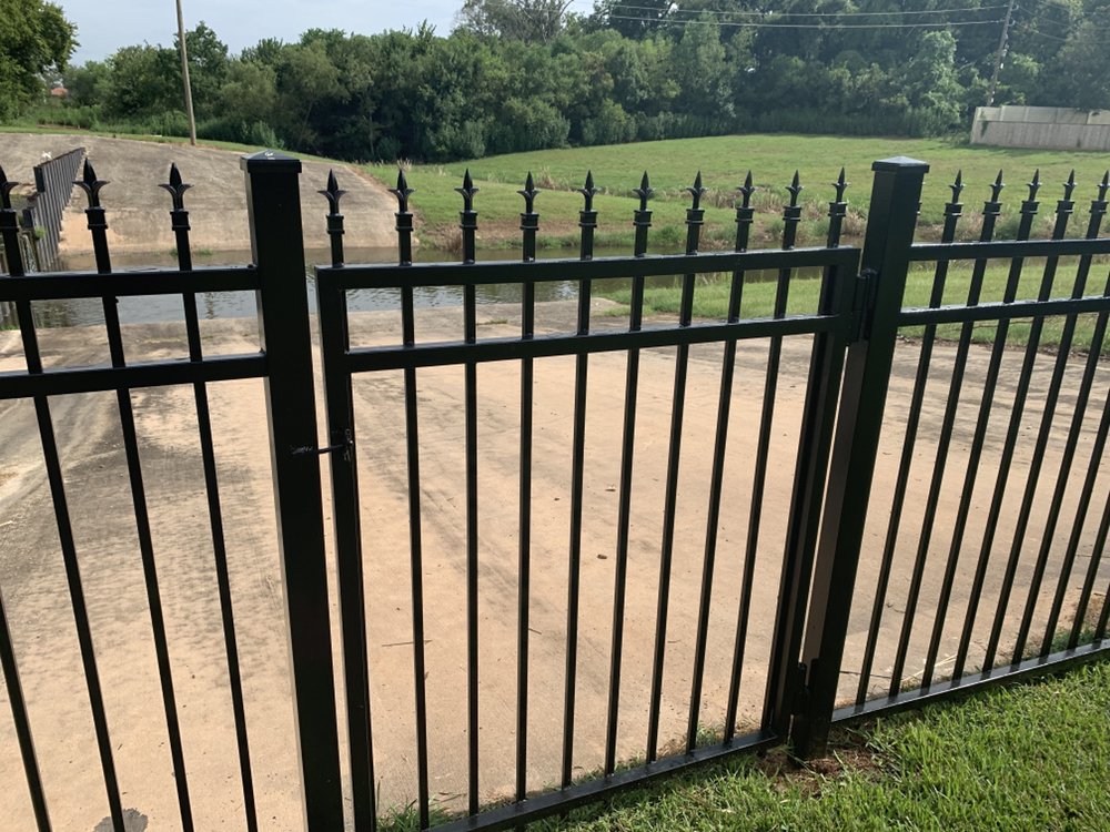 Photo of A Perfect Fence