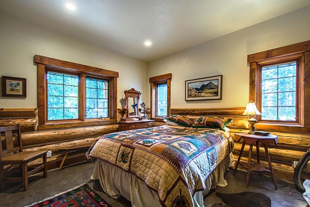 Photo of Cottonwood Lodging Company