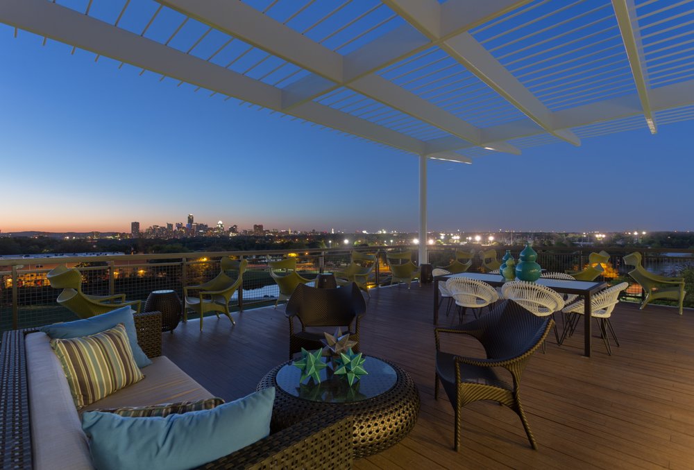 Photo of Azul Lakeshore Apartments