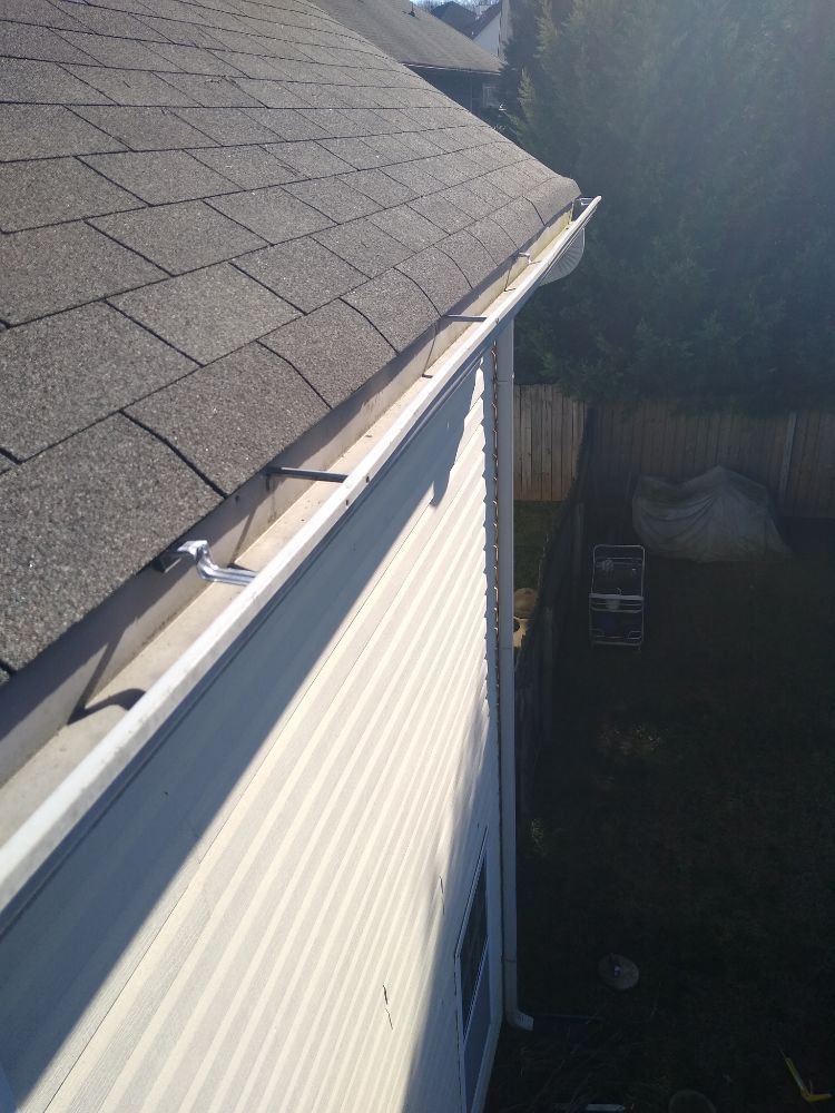 Photo of Alec's Local Gutter Cleaning
