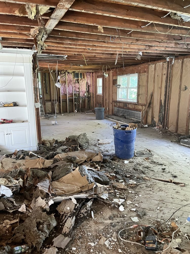 Photo of PJ'S Cleanouts - Junk Removal & Demolition Services