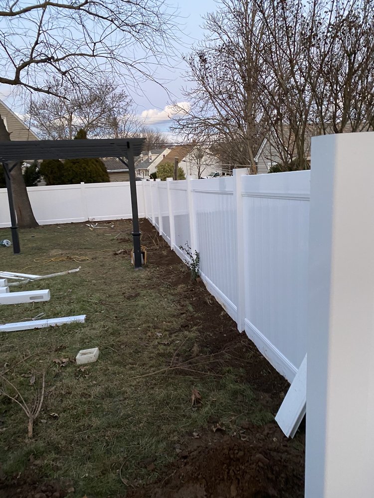 Photo of Castillo Fence Company
