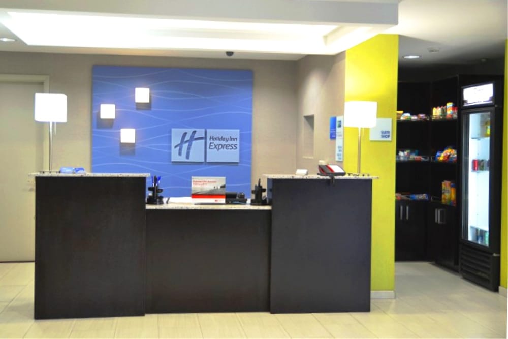 Photo of Holiday Inn Express & Suites Jackson Downtown - Coliseum