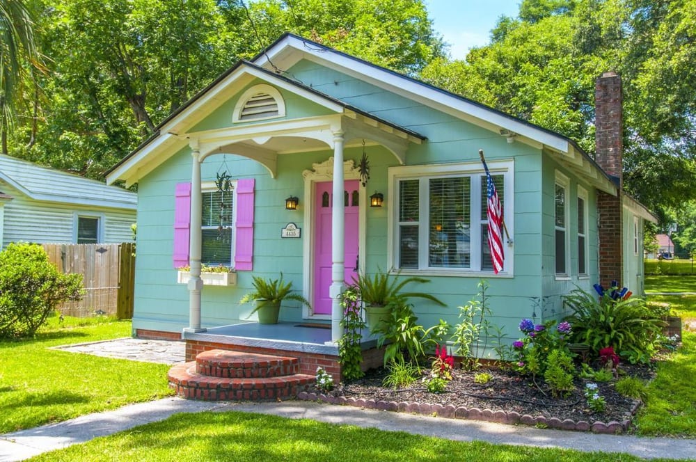 Photo of Amy Suzannne Henderson - Carolina One Real Estate