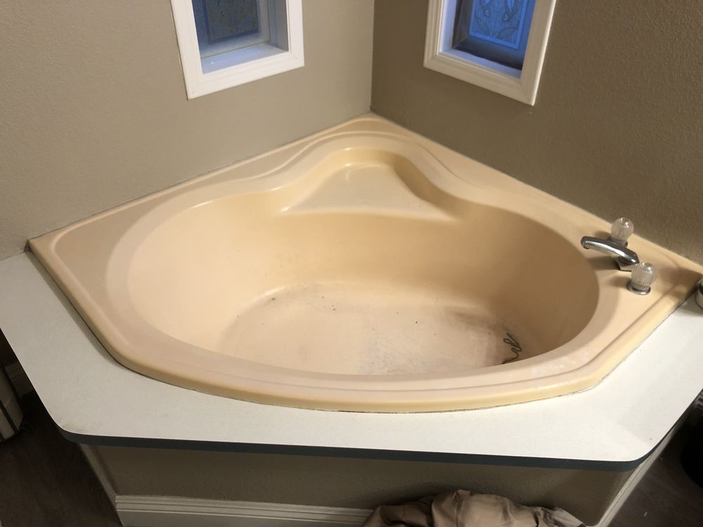 Photo of R&G Bathtub ReGlazing