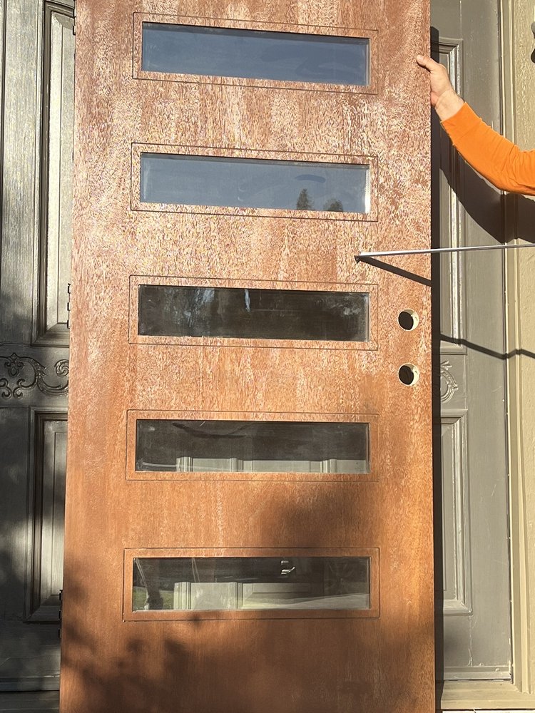 Photo of Capitol Door & Window