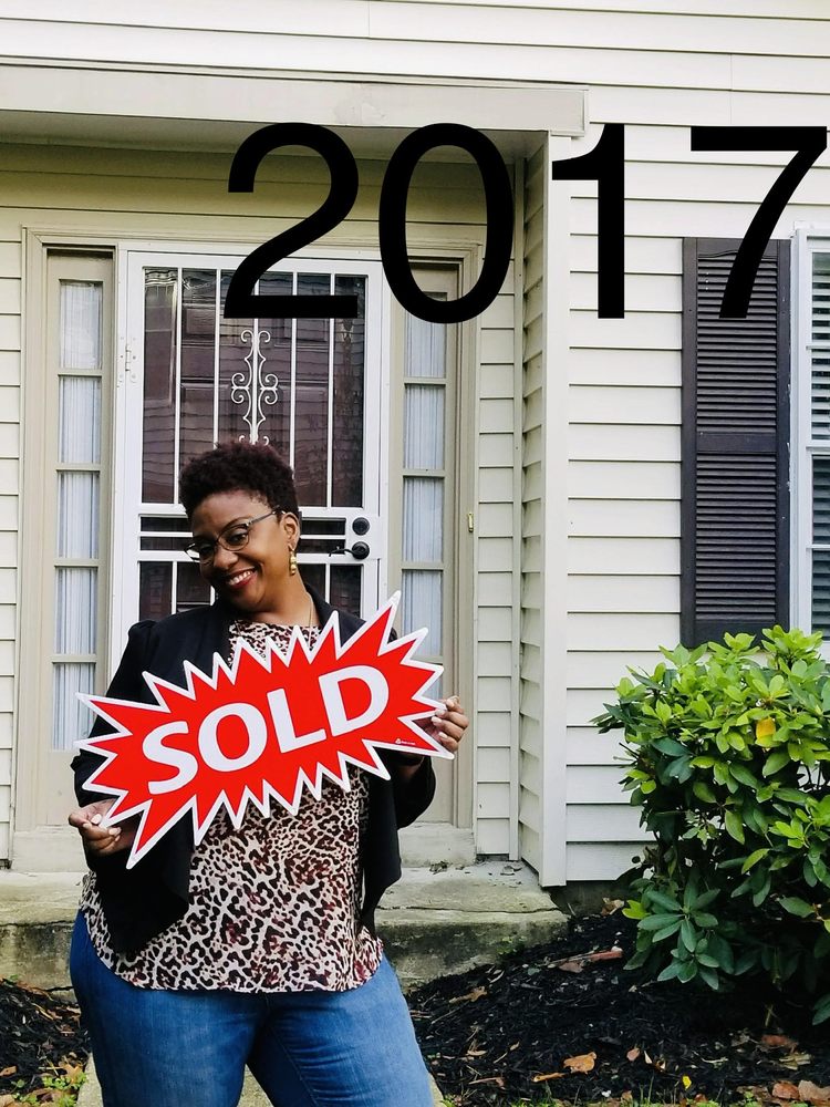 Photo of Veronica Blair, Bennett Realty Solutions