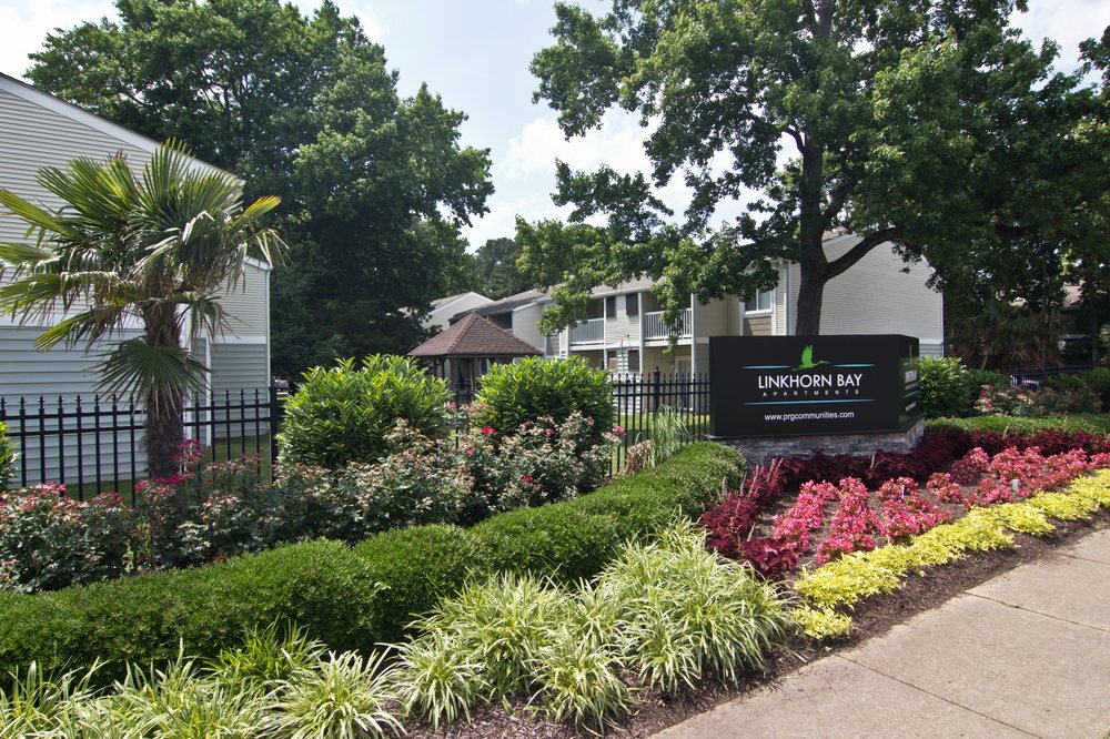 Photo of Linkhorn Bay Apartments
