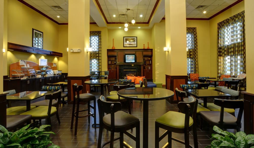 Photo of Holiday Inn Express & Suites Midwest City