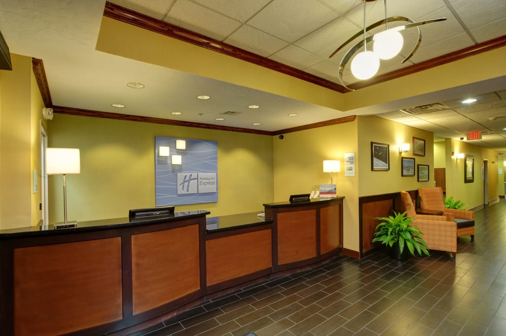 Photo of Holiday Inn Express & Suites Midwest City
