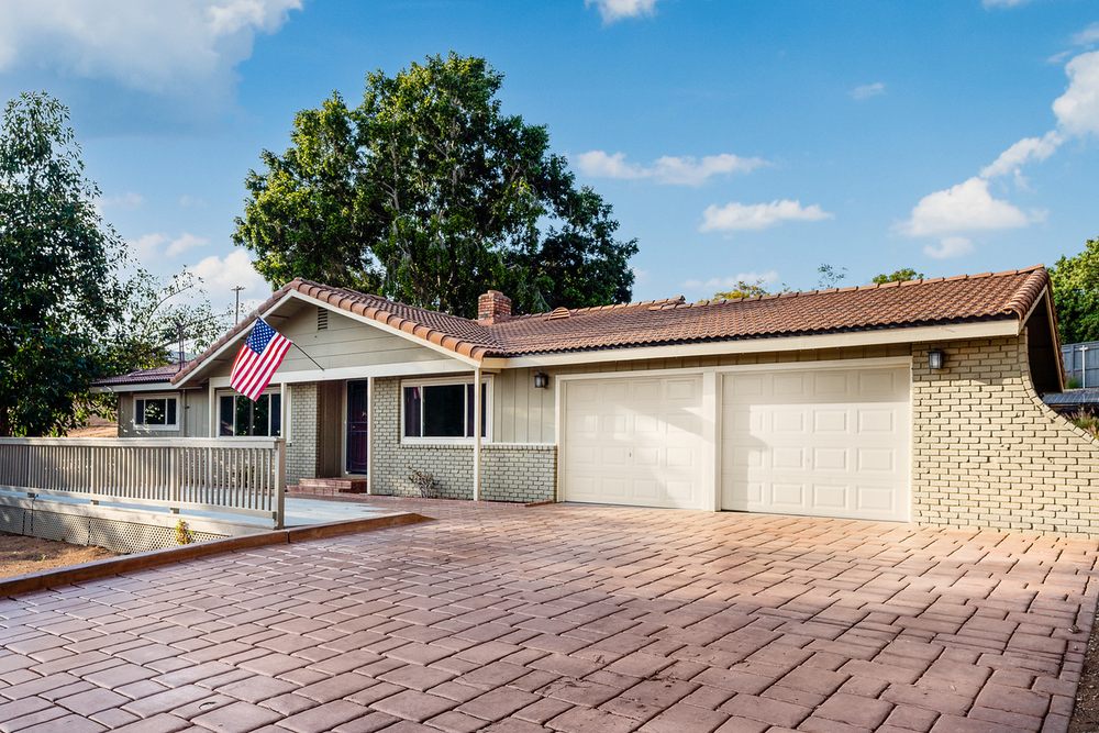 Photo of Sophie Dragg - Big Block Realty