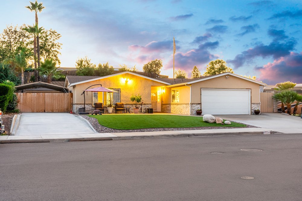 Photo of Sophie Dragg - Big Block Realty