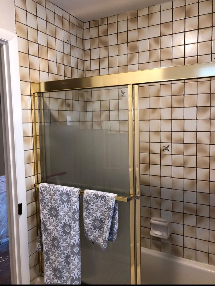 Photo of Porcelain Tub Restorations