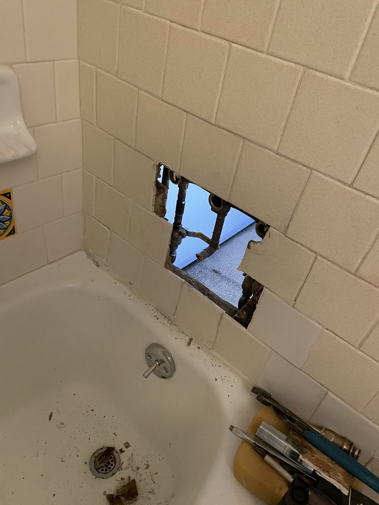 Photo of Porcelain Tub Restorations