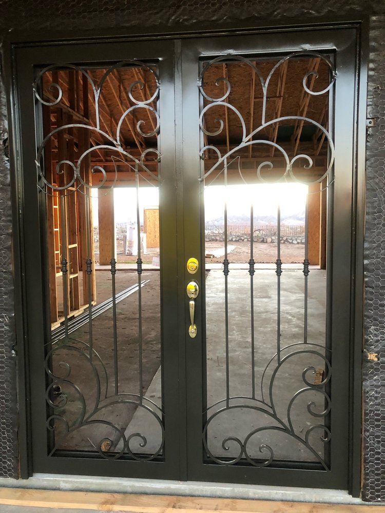 Photo of Puentes Ironworks