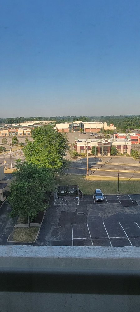 Photo of Crowne Plaza Suites Pittsburgh South