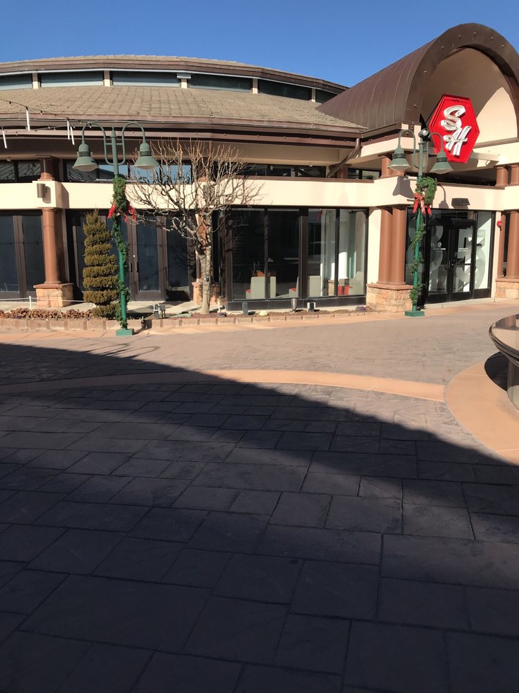 Photo of Saxton Horne Communications