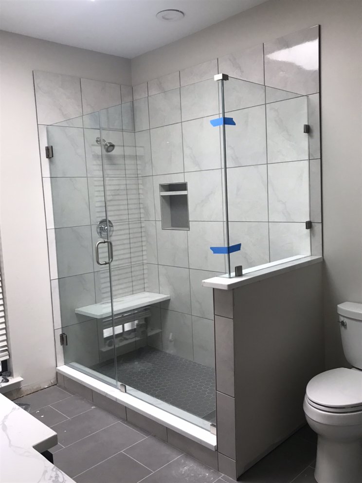 Photo of Luna Glass & Mirror
