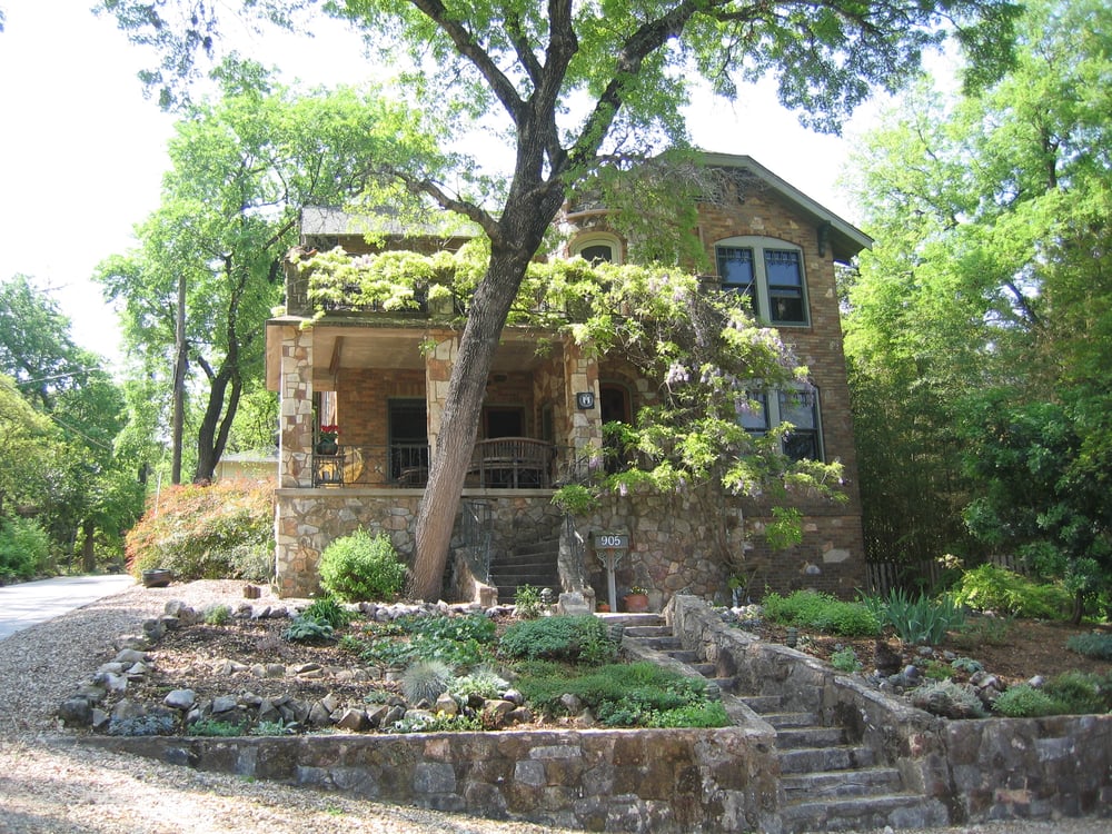 Photo of Carrie Bills - Green Mango Real Estate