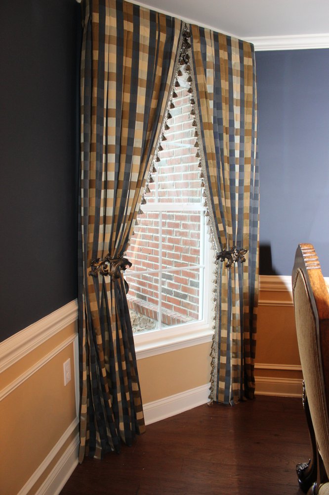 Photo of Window N Vee