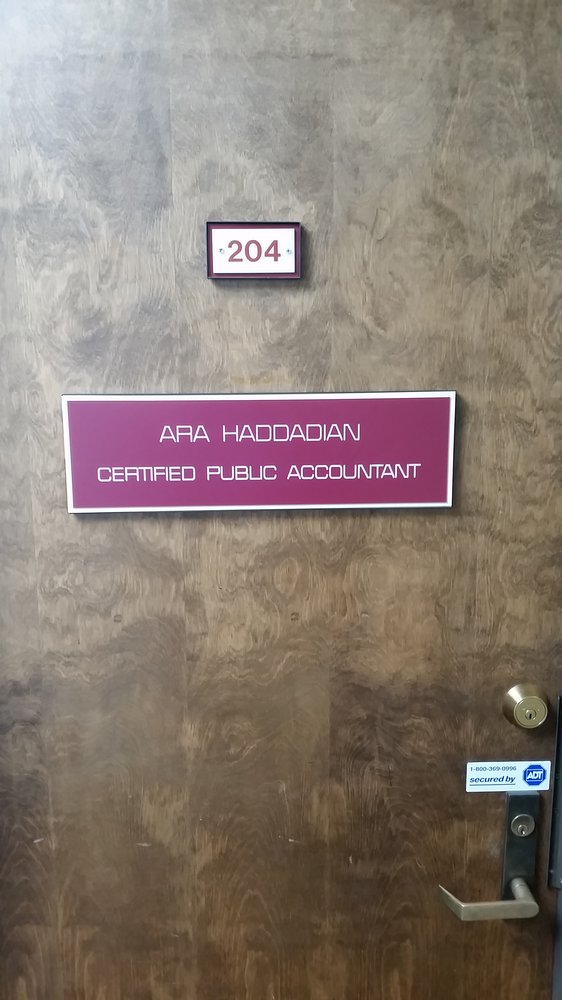 Photo of Ara Haddadian, CPA