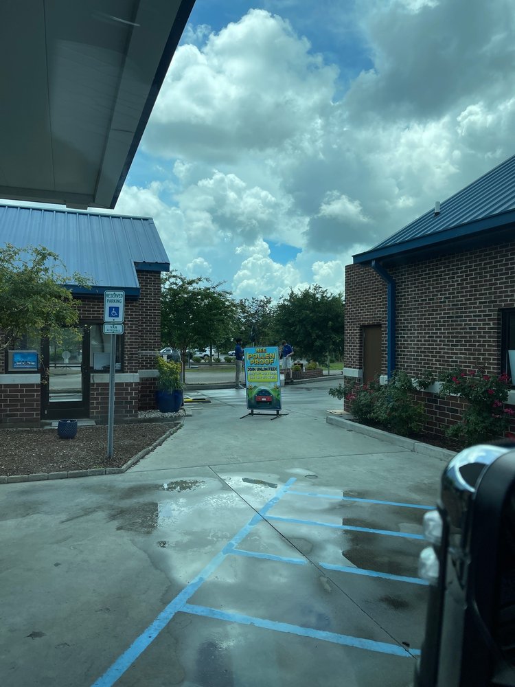 Photo of Tidal Wave Auto Spa