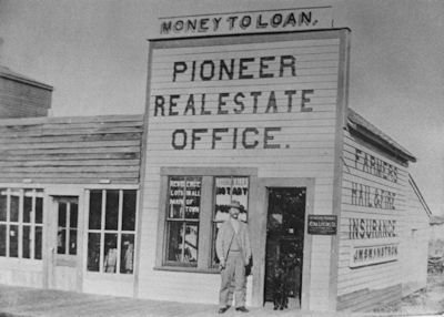 Photo of Pioneer Loan Centers