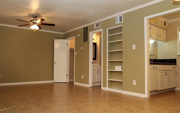 Photo of Forest Oaks Apt