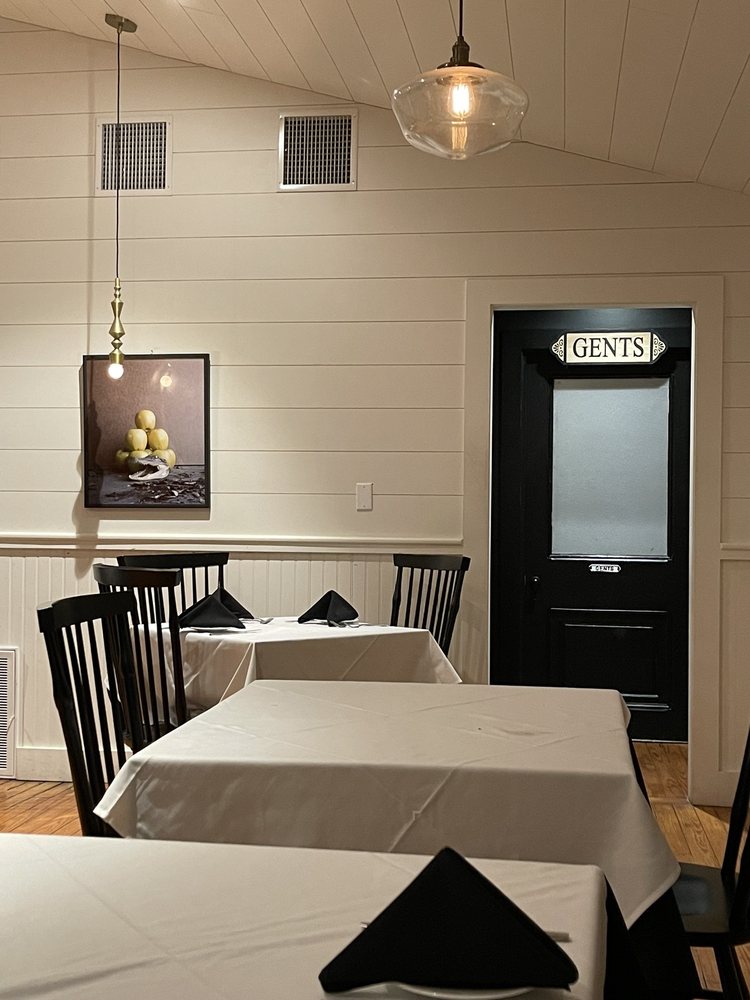 Photo of Hudson's Fine Hill Country Dining