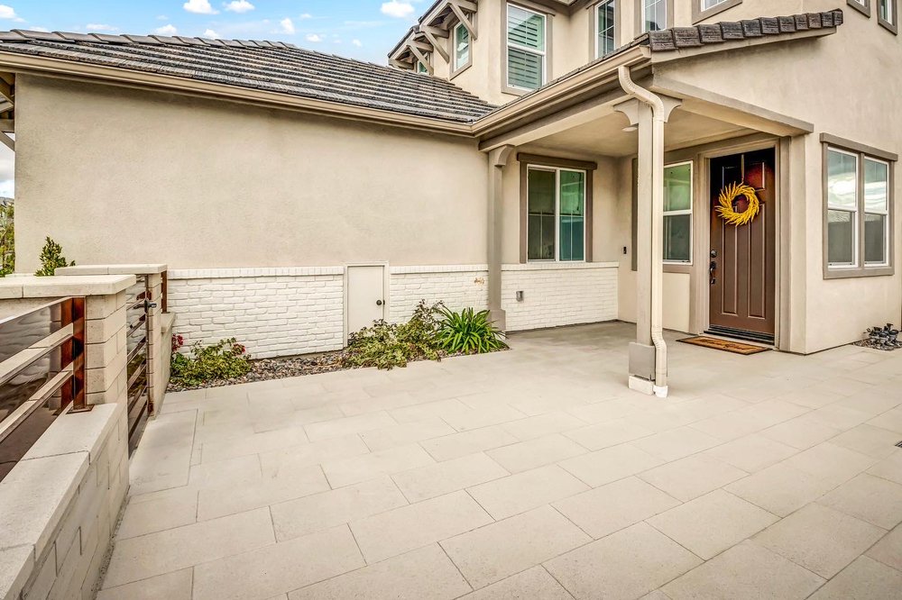 Photo of Modern Yardz