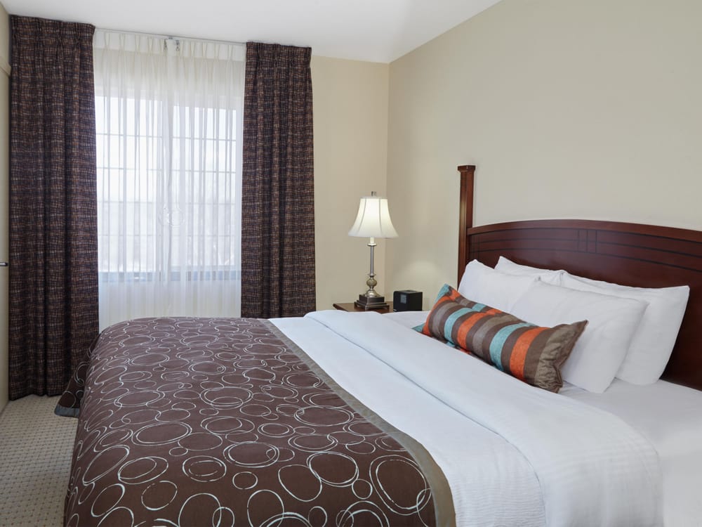 Photo of Staybridge Suites Milwaukee Airport South
