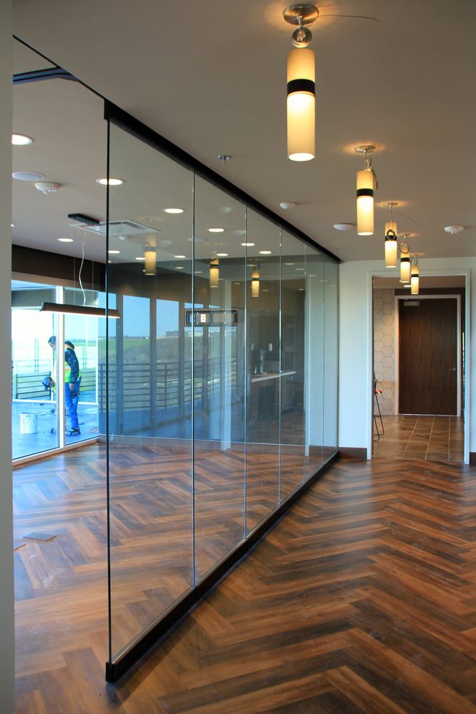 Photo of Glass Gus